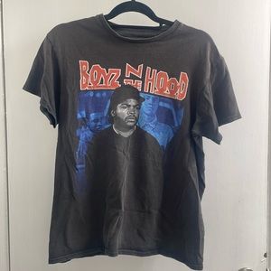 Black t-shirt “boyz in the hood” size medium